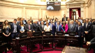 El Senado convirtió en ley la reforma laboral y el Gobierno celebra su mayor triunfo legislativo