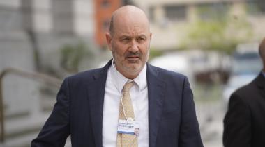 Discurso de auteridad, contrato millonario: Sturzenegger firma alquiler por $720 millones