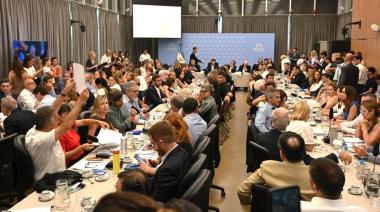 Diputados debate la reforma laboral con cambios y el oficialismo busca una aprobación