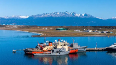 El Irízar regresó a Ushuaia tras completar la segunda etapa de la campaña de verano