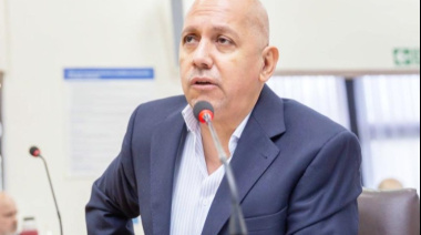 Villegas: “Estamos fundidos, no alcanza ni para pagar salarios y no hay un programa de gobierno”