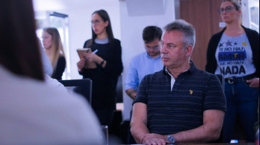 Lechman cuestionó la creación de una sociedad anónima para administrar el puerto