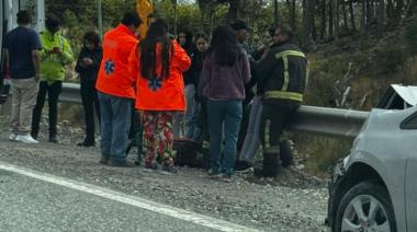 Triple choque en la Ruta 3 cerca de Tolhuin: trasladaron a algunos ocupantes al hospital