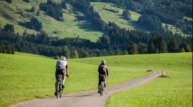 Un centenar de ciclistas busca unir Puerto Mont con Ushuaia