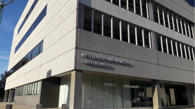 El Instituto Antártico Argentino celebra 75 años de vanguardia científica en el continente blanco