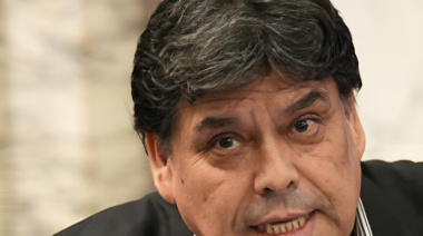 Jorge Araujo presentó un proyecto de ley para derogar el Decreto 252/2026