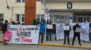 Ordenan pagar deudas a jubilados de la Caja Compensadora tras 10 meses sin cobrar