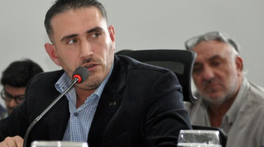 Ybars pidió "parar la pelota antes de que todo vuele por los aires"