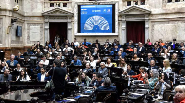 Diputados: el oficialismo mueve primero para bloquear la ofensiva opositora contra Adorni