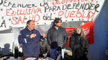 Médicos realizaron una protesta salarial en Río Grande