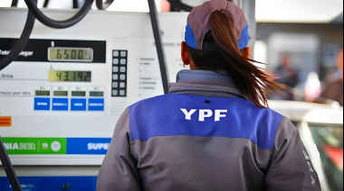 Surtidores en baja: el aumento de la nafta profundiza la caída del consumo y el “tanque lleno” desaparece