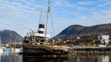 La histórica postal de Ushuaia que se desmorona frente a todos