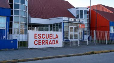 "No sabemos cuándo volverán": crece la indignación por la crisis de la Escuela N°19