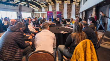 Amplia participación de instituciones y empresas en un taller sobre competitividad antártica