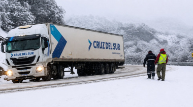Franco alertó por hielo negro, viento y nieve: “Tenemos una sola ruta y la usamos todos”