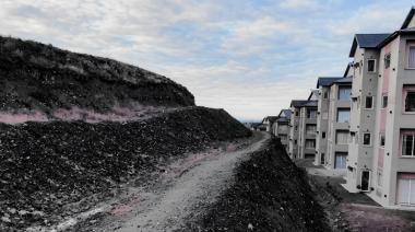 Barrio Procrear de Ushuaia: advierten riesgo de derrumbes y reclaman una intervención urgente