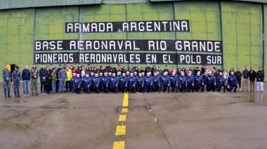 50 jóvenes de Río Grande ingresan a la Base Aeronaval con formación íntegramente local