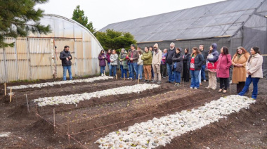 La Chacra Agroexperimental se convierte en un aula abierta para estudiantes de Río Grande