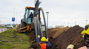 Extienden las redes de agua y gas para el futuro edificio de la Dignidad