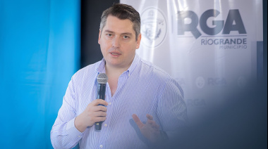 Perez advirtió que perder el trabajo también pone en riesgo la posibilidad de quedarse en Río Grande