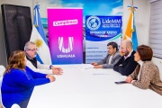 La Municipalidad de Ushuaia firmó un convenio con la Universidad de la Marina Mercante