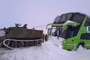 El Ejército se movilizó para rescatar a decenas de personas atrapadas en la nieve