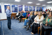 Talleres para emprendedoras y cooperativas a fin de impulsar el desarrollo económico