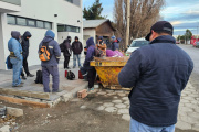 Trabajadores de Zapco reclaman porque la empresa no les paga suma en negro que percibían