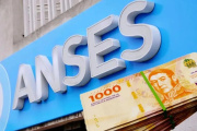 ANSeS confirmó aumento del 1,62% y bono de $70.000 para haberes mínimos en agosto