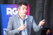 “Defender Tierra del Fuego es enfrentar el ajuste nacional y corregir las fallas provinciales”