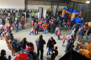 El Cuartel de Bomberos de Tolhuin celebra el Mes de la Niñez con gran éxito