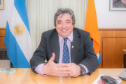Becerra celebró el triunfo en Buenos Aires y pidió defender la 19.640 en octubre