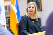 La ministra Di Giglio alertó por baja vacunación y recortes nacionales