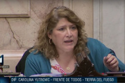 Yutrovic apuntó contra Caputo: “Si no entiende cómo funciona la democracia, que estudie”