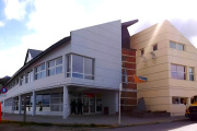 Ushuaia acordó un 5% de aumento con los gremios y otorgó un bono de $30.000