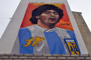 Inauguraron un mural de Maradona que marca territorio con Malvinas