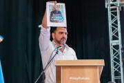 El multiverso fueguino: de espía a candidato