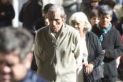 Casi uno de cada cinco jubilados sigue trabajando para llegar a fin de mes
