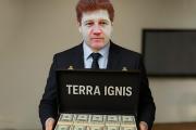 Melella contrató con Terra Ignis un generador de USD $277.000.-