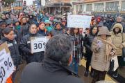 Ushuaia: Municipales vuelven a reclamar sin respaldo gremial