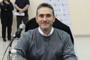 “La gente la está pasando mal y la política se mira el ombligo”, cuestionó Ybars
