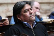 Araujo acusó a diputados libertarios de Tierra del Fuego de “esconderse detrás de un relato falso”