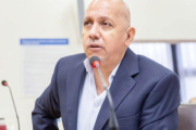 Villegas contra Melella: “Mientras la gente pierde el trabajo, él sigue obsesionado con la reforma”