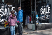 Leve caída de las ventas por el Día del Padre y preocupación por el consumo
