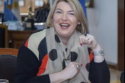 Rosana Bertone marcó diferencias con Vuoto y cuestionó el rumbo del peronismo fueguino