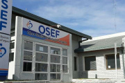 OSEF asegura que redujo los amparos y promete normalizar la entrega de medicamentos en agosto