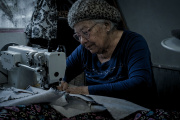 Crece el trabajo informal entre los adultos mayores
