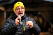 Vinculan a Horacio Catena con la agresión a un vicedirector