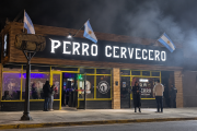 Incendio, evacuación y cuentas sin pagar: el particular pedido de Perro Cervecero a sus clientes