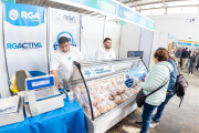 Nuevos alimentos y una planta de balanceado en carpeta